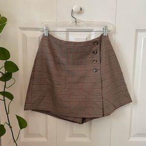Plaid/houndstooth Light Brown Skort